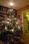 Juletreet med gaver under